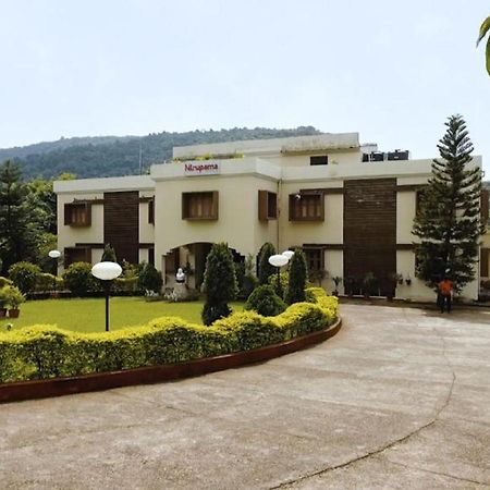 Nirupama Hotels Dhenkanal Екстериор снимка